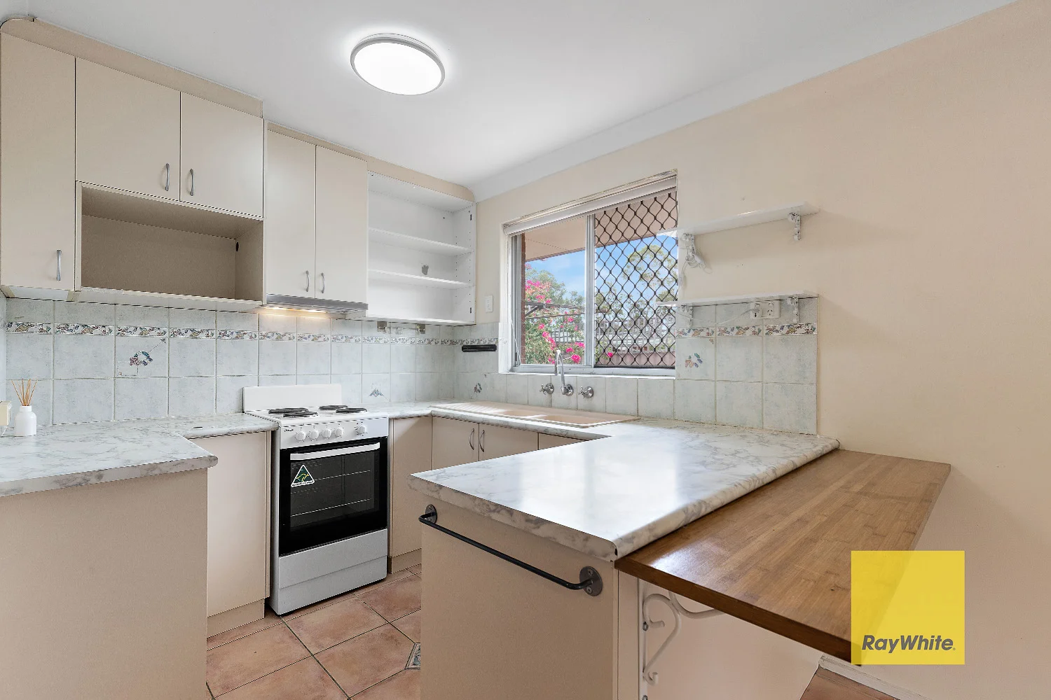 Additional image 2 of 45 Huggins Road, Thornlie WA 6108
