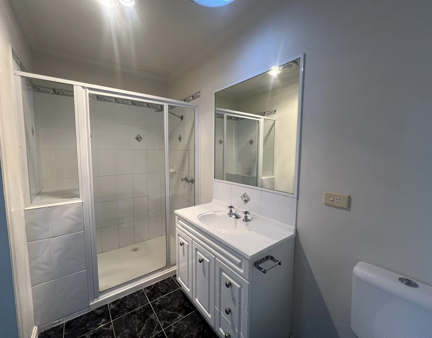 Additional image 5 of 2/11 Grandview Avenue, Mulgrave VIC 3170
