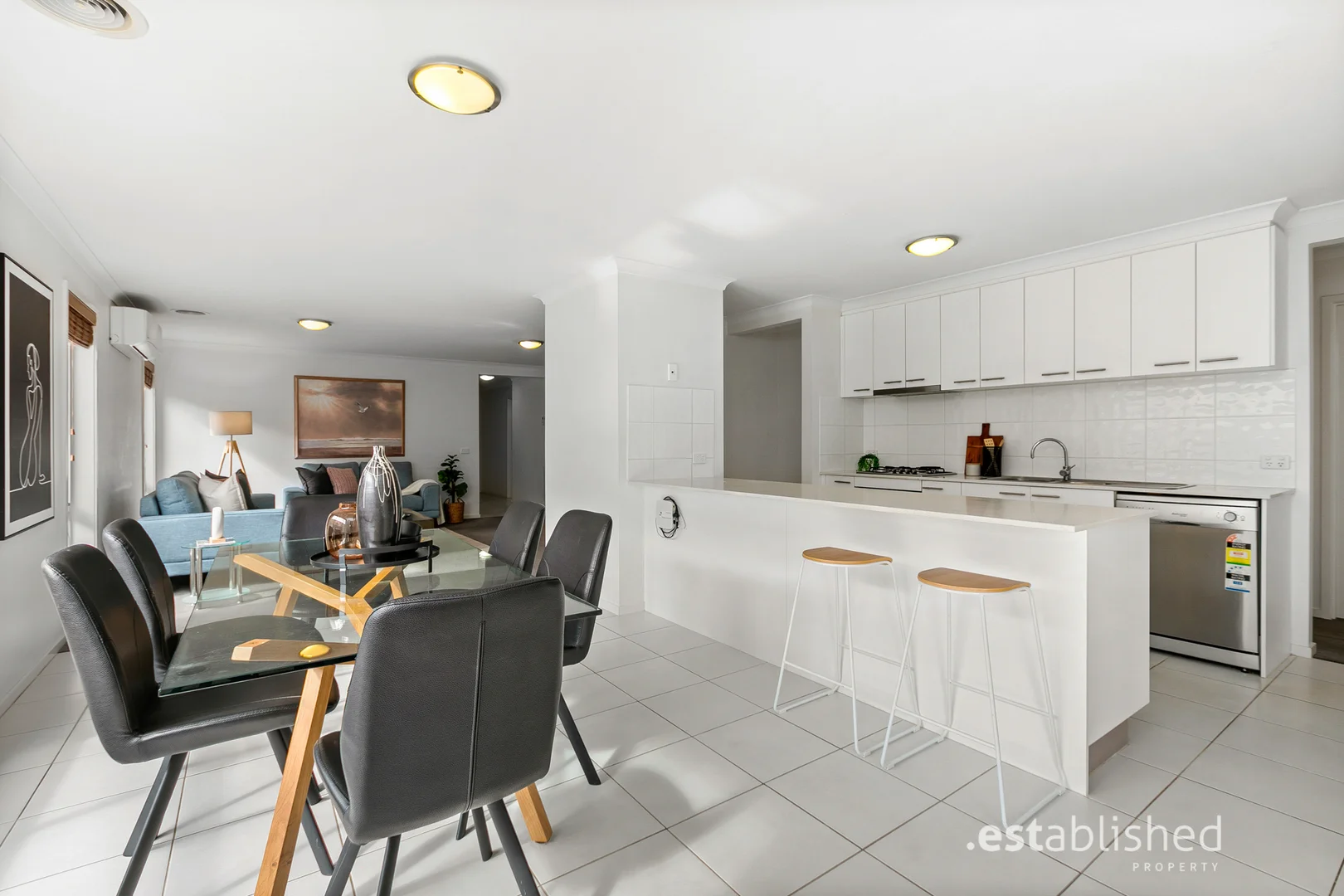 Additional image 4 of 43 Regal Road, Point Cook VIC 3030