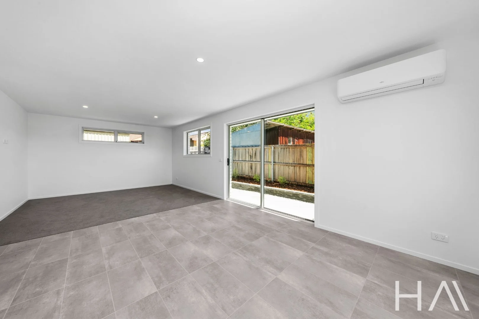 Additional image 4 of 2/8 Kenbrae Avenue, Glenorchy TAS 7010