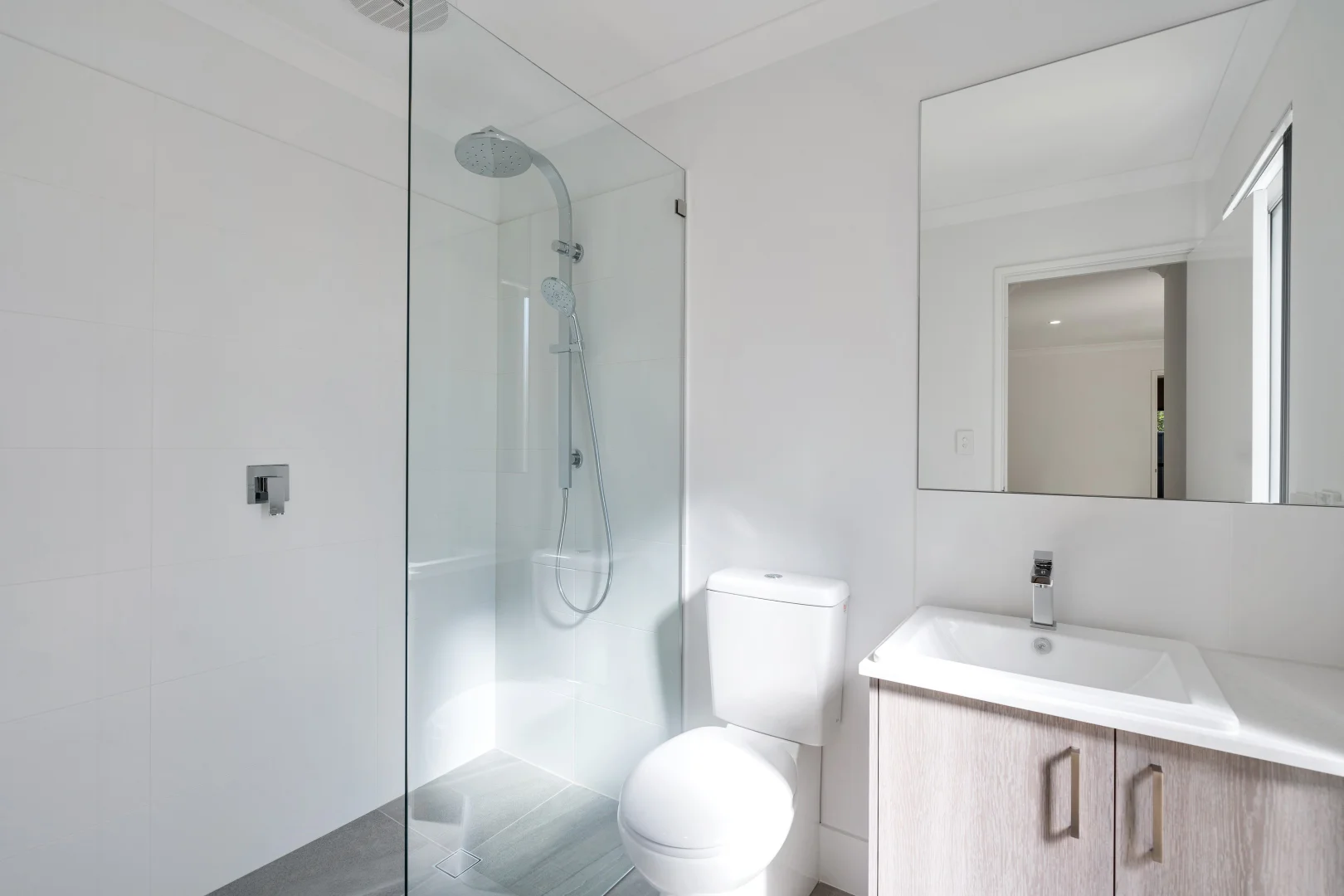 Additional image 13 of 190C Riseley Street, Booragoon WA 6154