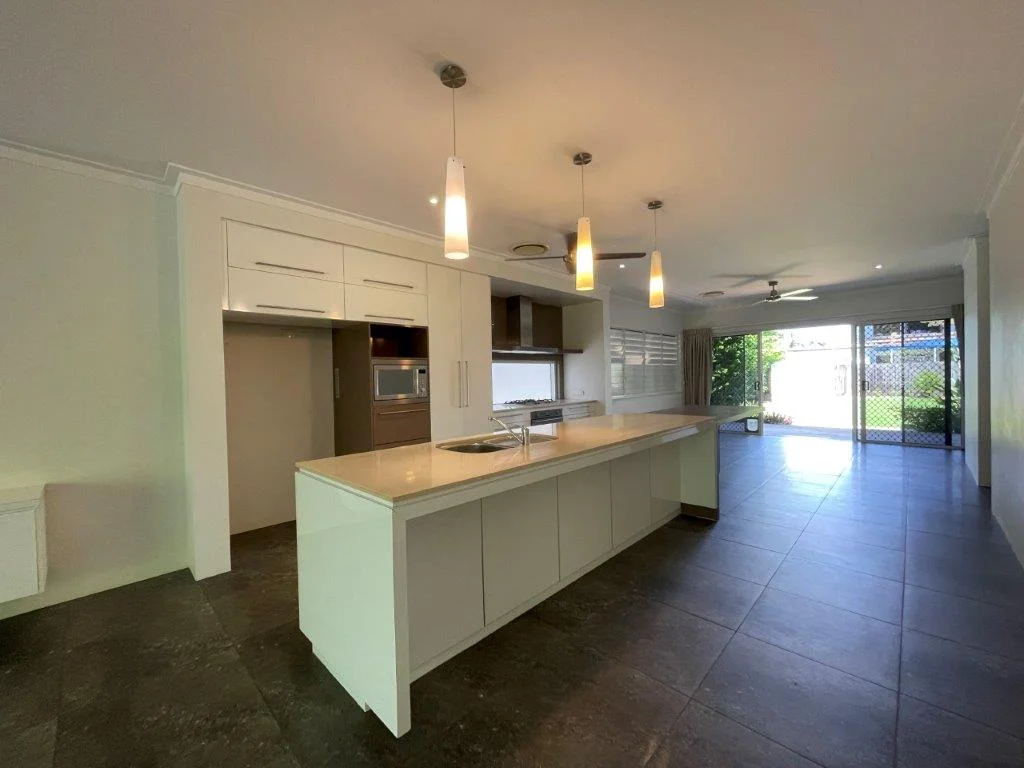 98 Marine Parade, Newell QLD 4873