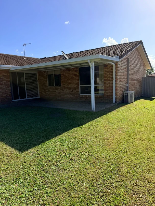 21 Wilkinson Crescent, Currumbin Waters QLD 4223 photo 4