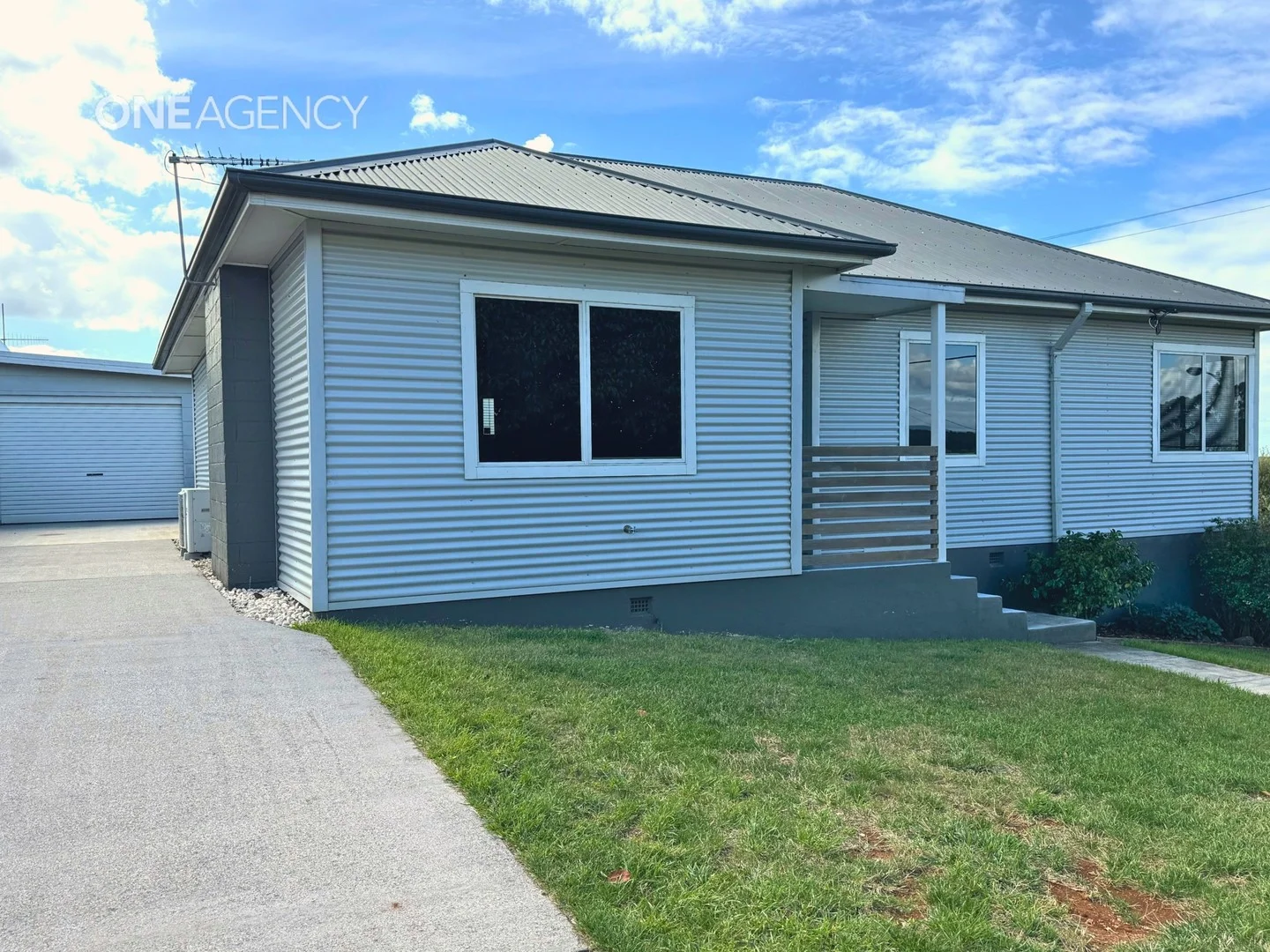 2 Verelle Street, Hillcrest TAS 7320