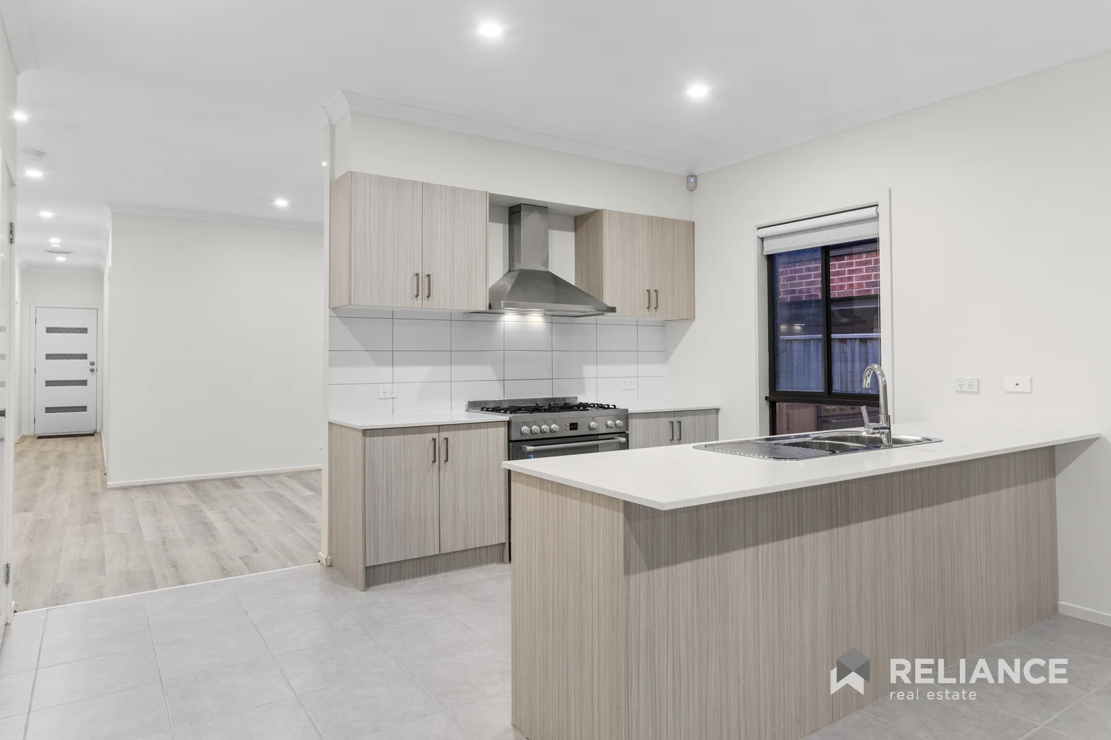 Additional image 5 of 11 Edwin Close, Manor Lakes VIC 3024