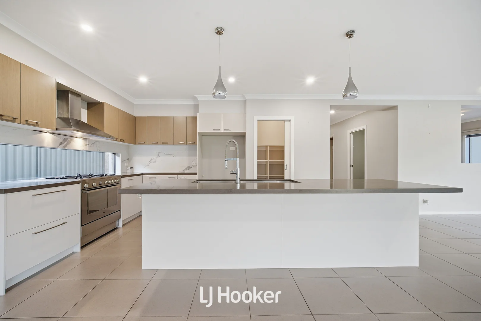 Additional image 7 of 19 McEwan Drive, Cranbourne East VIC 3977