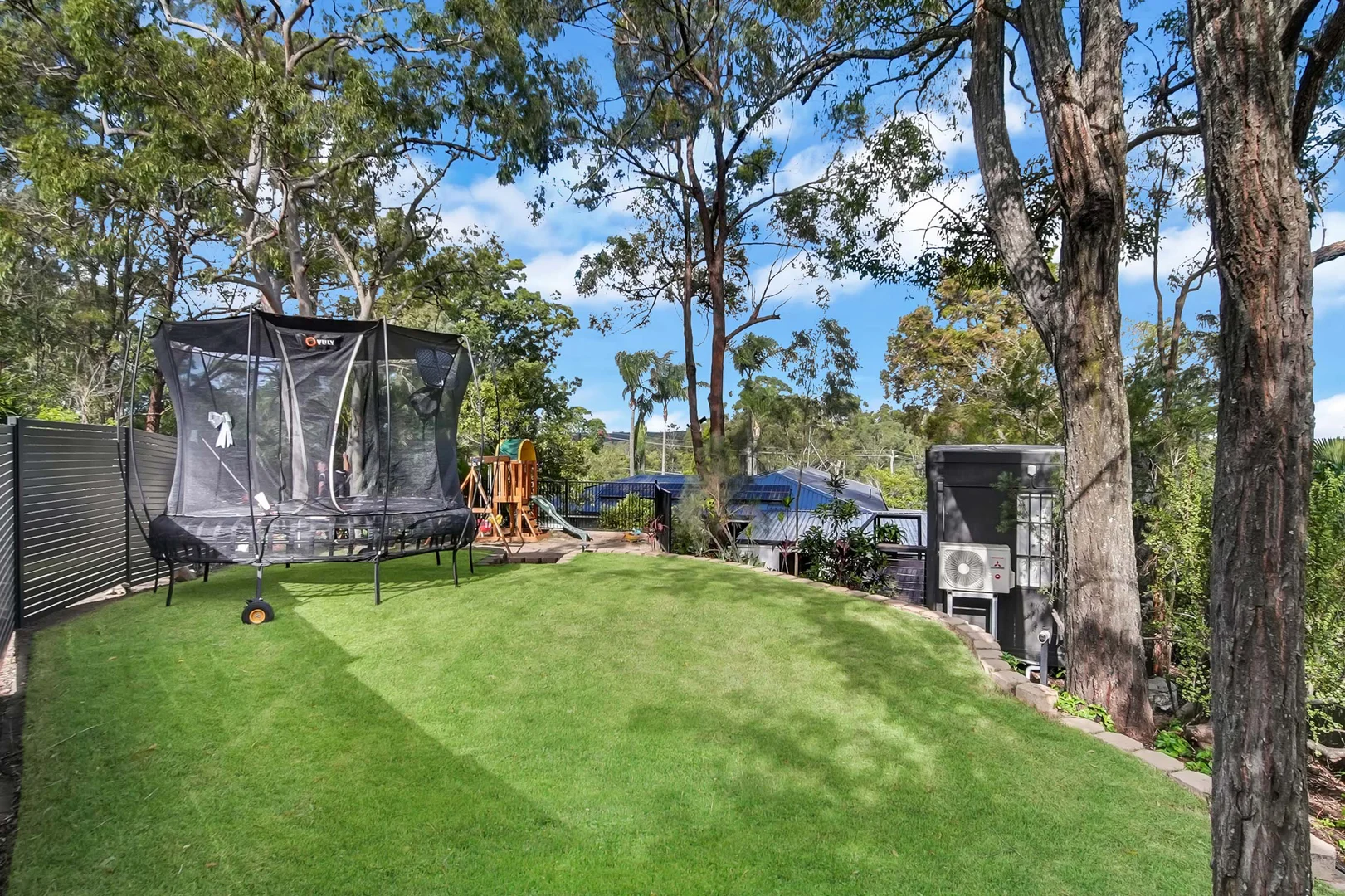 13 Trudy Crescent, Cornubia QLD 4130 photo 2