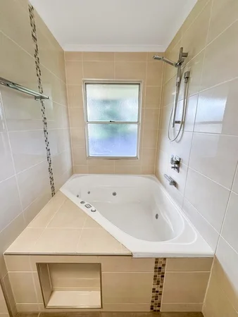 Additional image 9 of 4 Hillview Circuit, Atherton QLD 4883