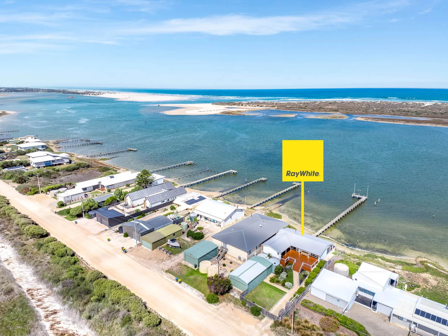 Additional image 2 of 35 GOOLWA CHANNEL DRIVE, Hindmarsh Island SA 5214
