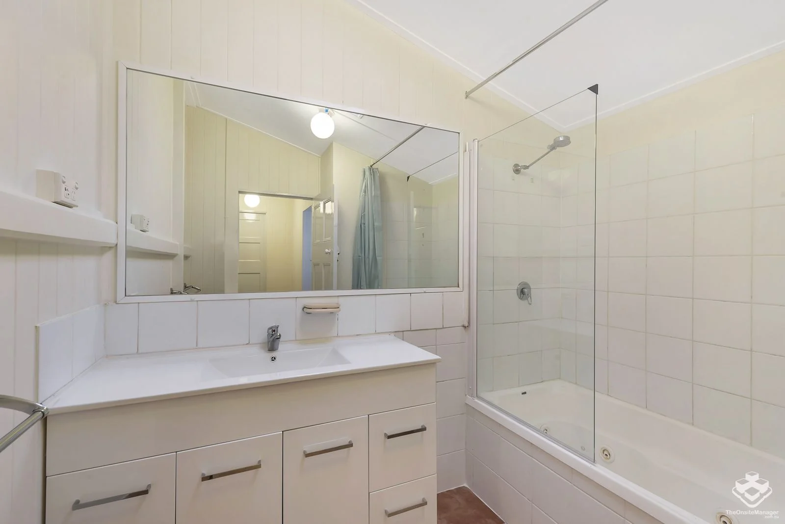 46 Whitmore Street, Taringa QLD 4068 photo 4