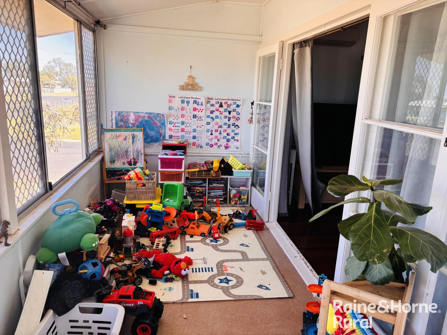 Additional image 10 of 33 Foott Street, Roma QLD 4455