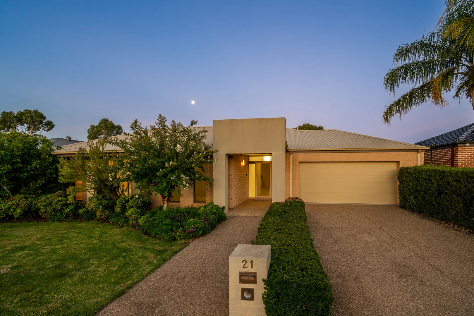 Additional image 2 of 21 Nillahcootie Crescent, Kialla VIC 3631