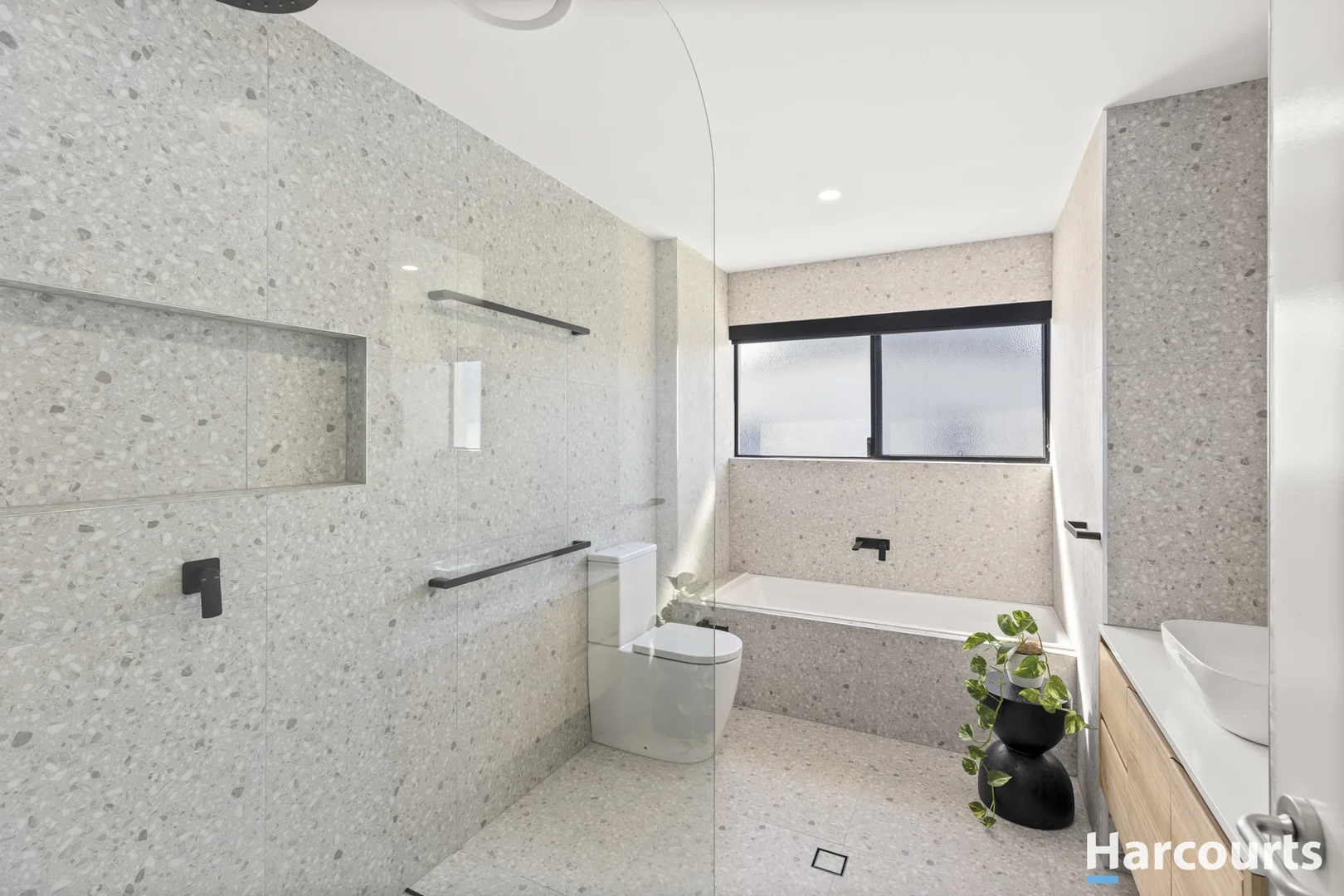 Additional image 13 of 4/9 Howard Street, Warners Bay NSW 2282