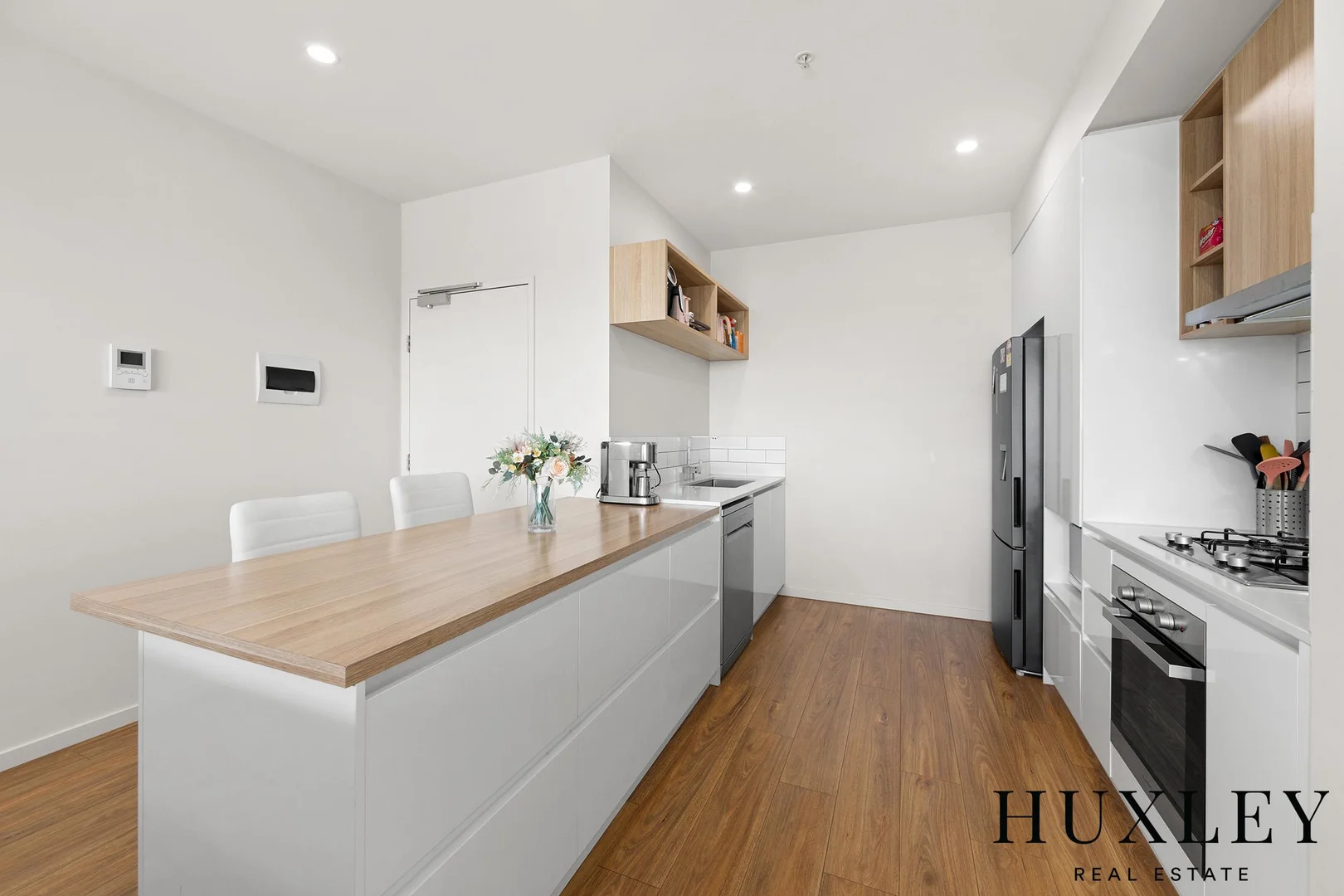 Additional image 3 of 401/9 Commercial Road, Caroline Springs VIC 3023