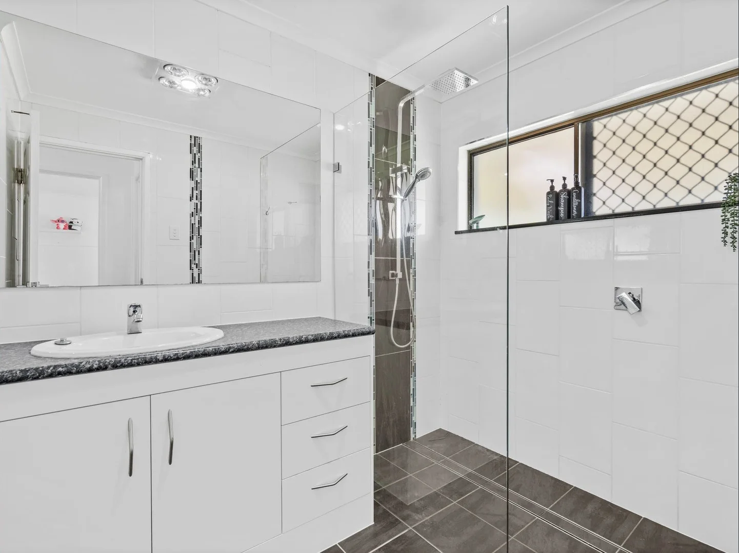 Additional image 8 of 40 Waratah Avenue, Victoria Point QLD 4165
