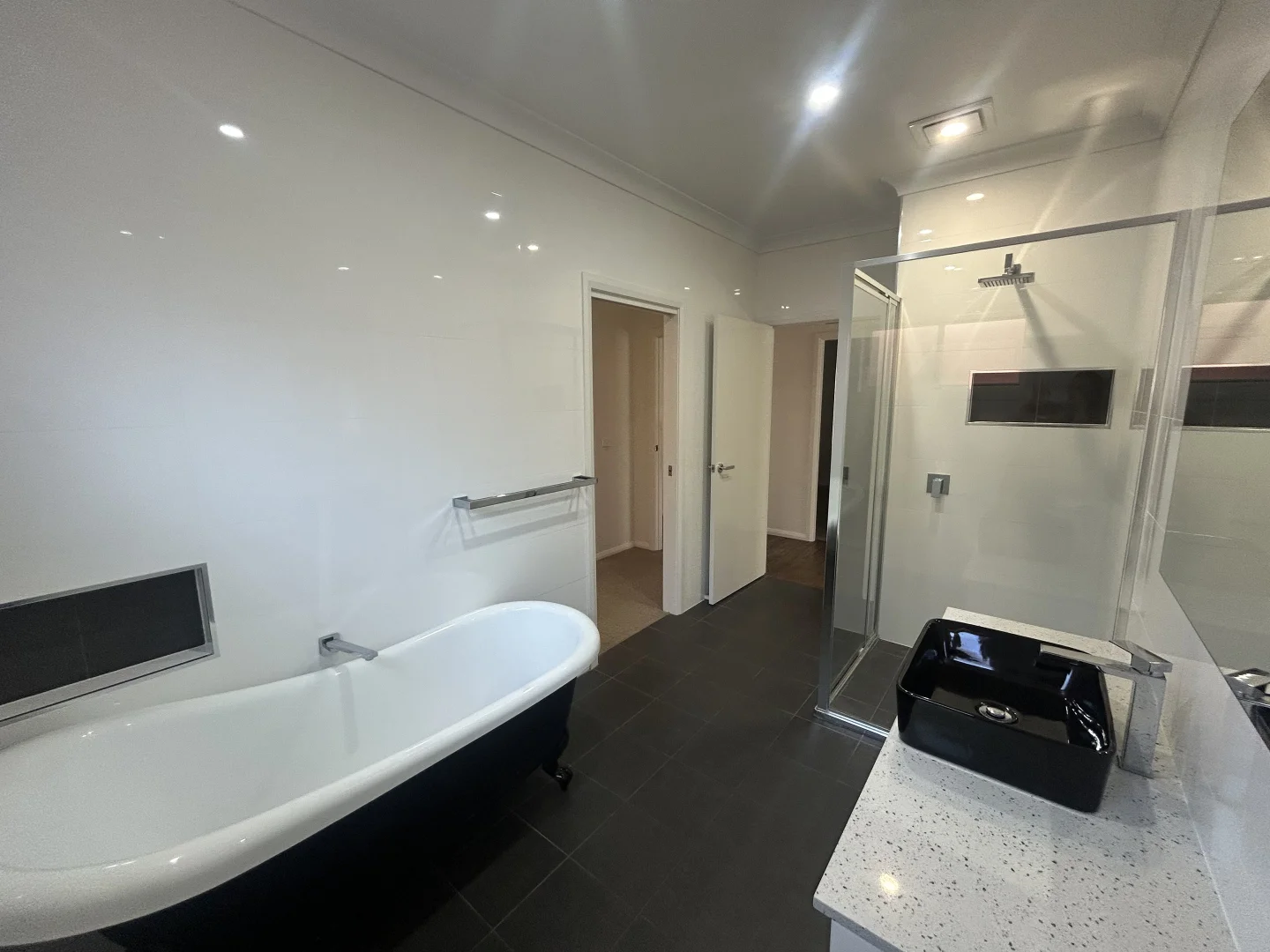 Additional image 4 of 2/13 Cross Street, Bathurst NSW 2795