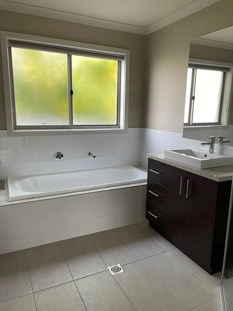 Additional image 8 of 3/9 DONNOLLEY COURT, Lavington NSW 2641