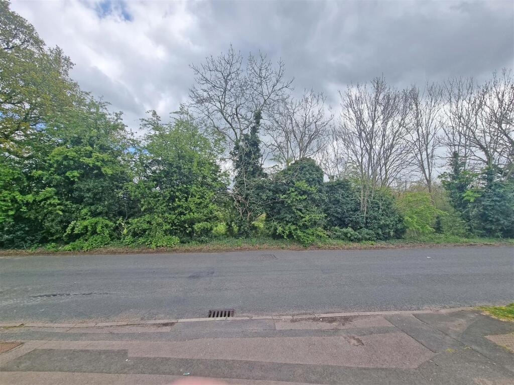 Additional image 16 of Houndsfield Lane, Wythall