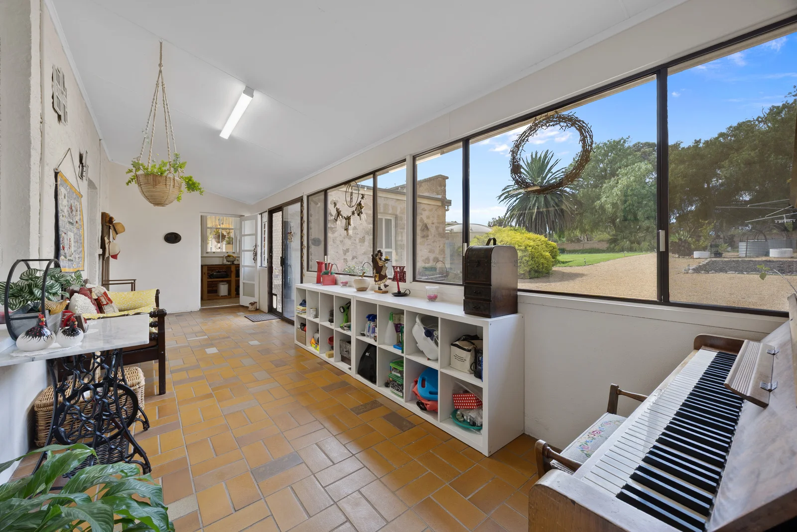 Additional image 6 of 226 Avoca Dell Drive, Murray Bridge East SA 5253