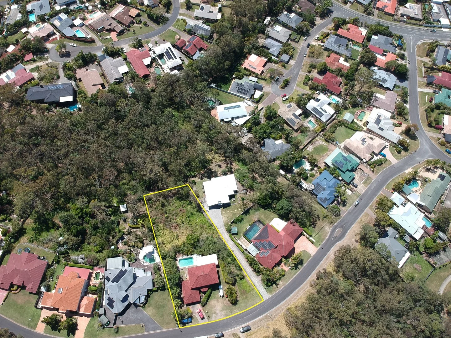 11 Highvale Drive, Helensvale QLD 4212
