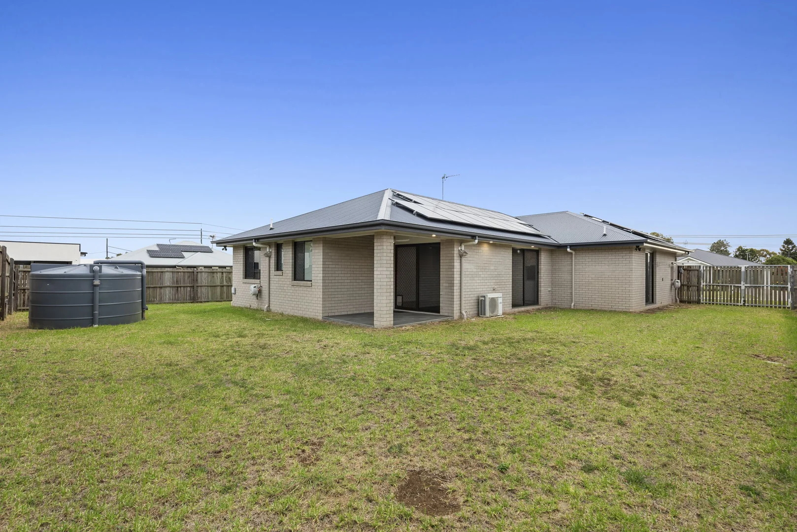 Additional image 8 of 35 Fitzgerald Circuit, Wyreema QLD 4352