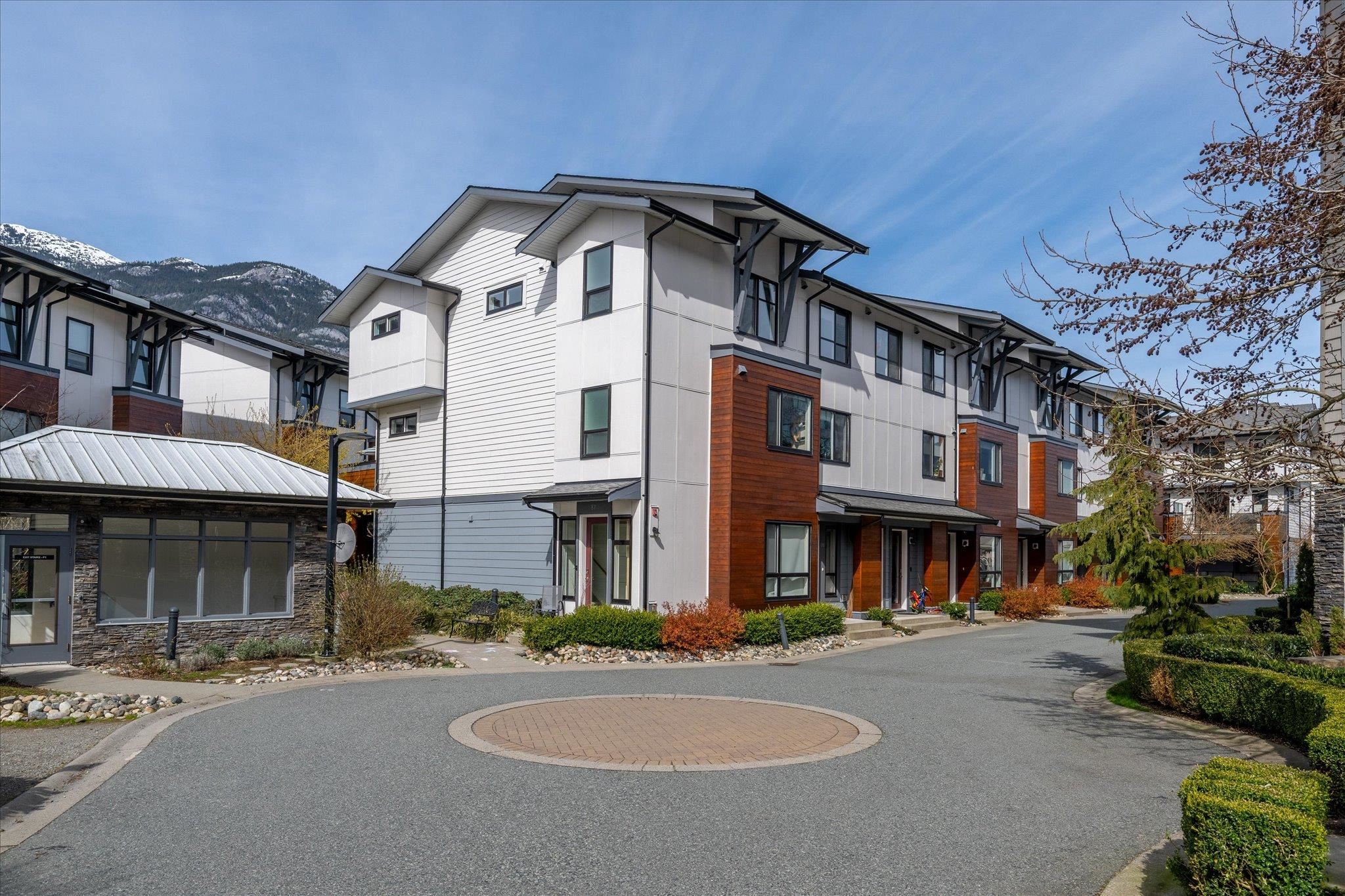 87-1188 Main Street, Squamish, BC, V8B 0Z3