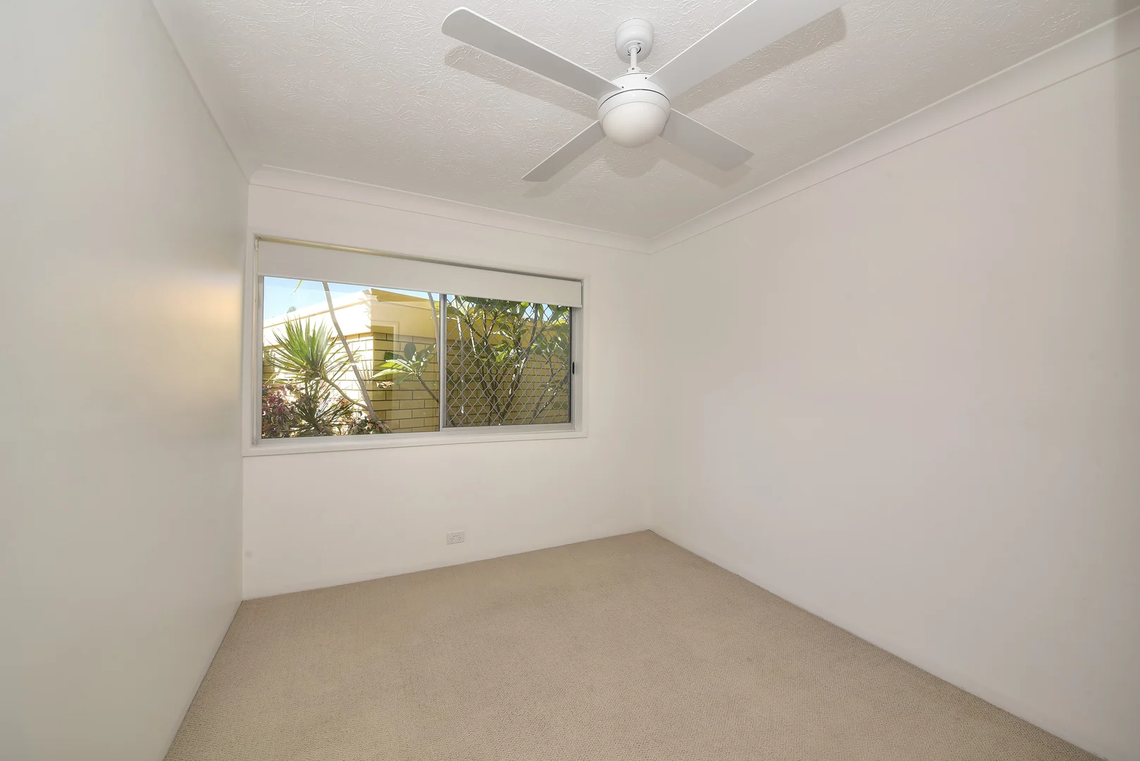 Additional image 8 of 4/20 Aquila Court, Mermaid Waters QLD 4218