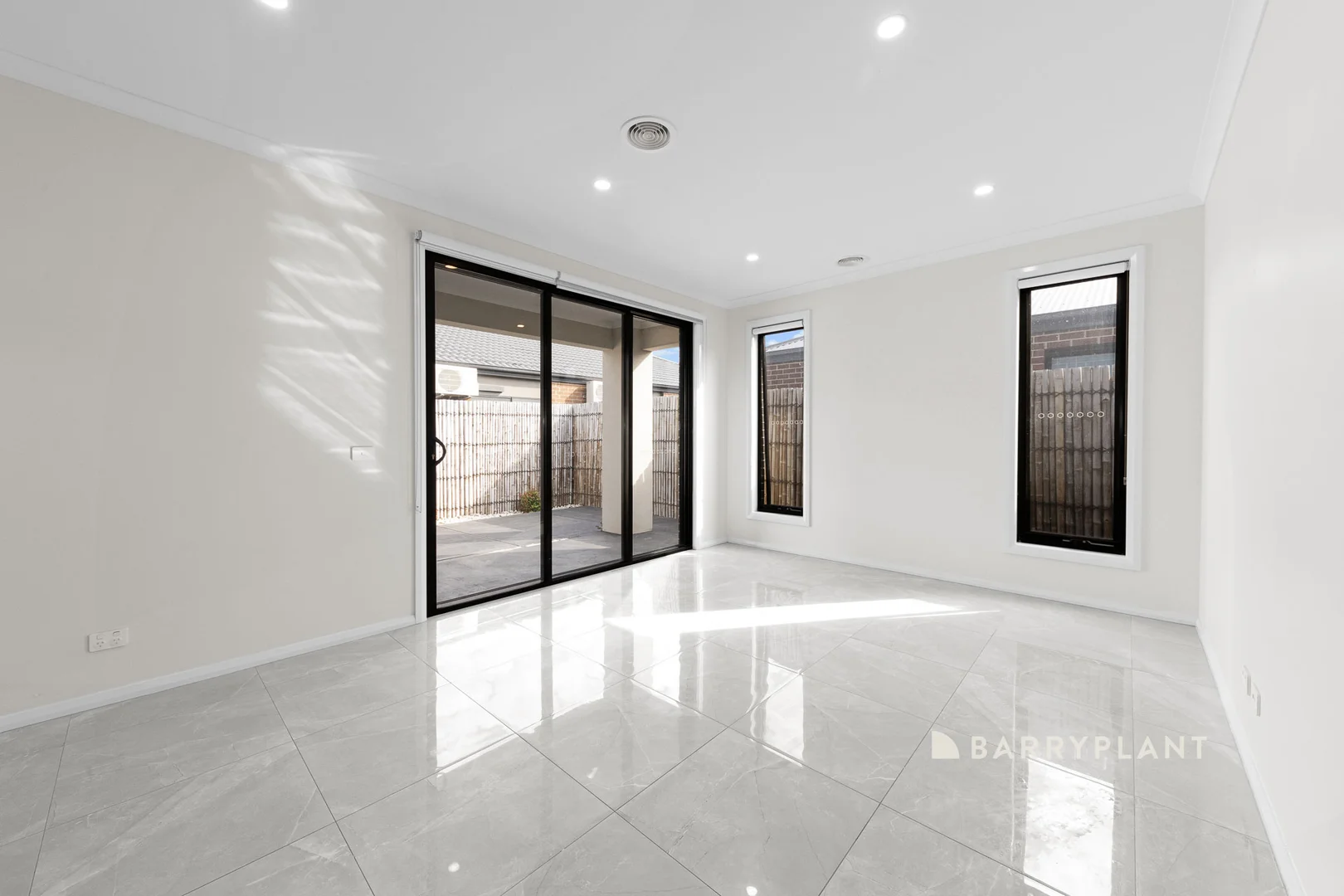 Additional image 10 of 12 Mattamber Street, Clyde North VIC 3978