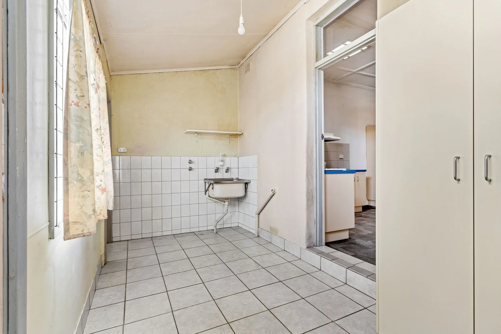Additional image 13 of 75 Ridley Gr, Woodville Gardens SA 5012