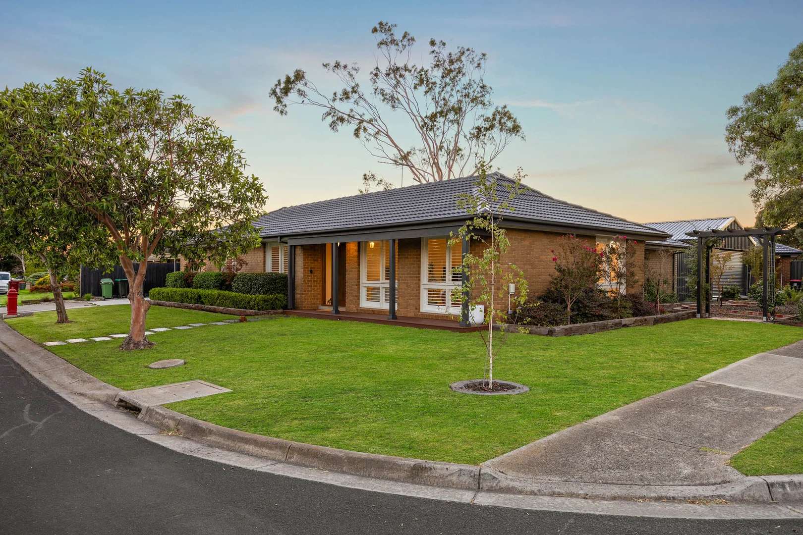 Additional image 2 of 51 Dunrossil Drive, Sunbury VIC 3429