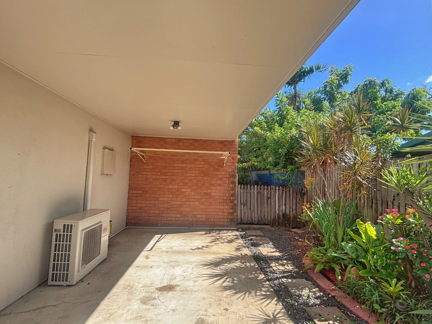 Additional image 3 of 28 Josephine Crescent, Rasmussen QLD 4815