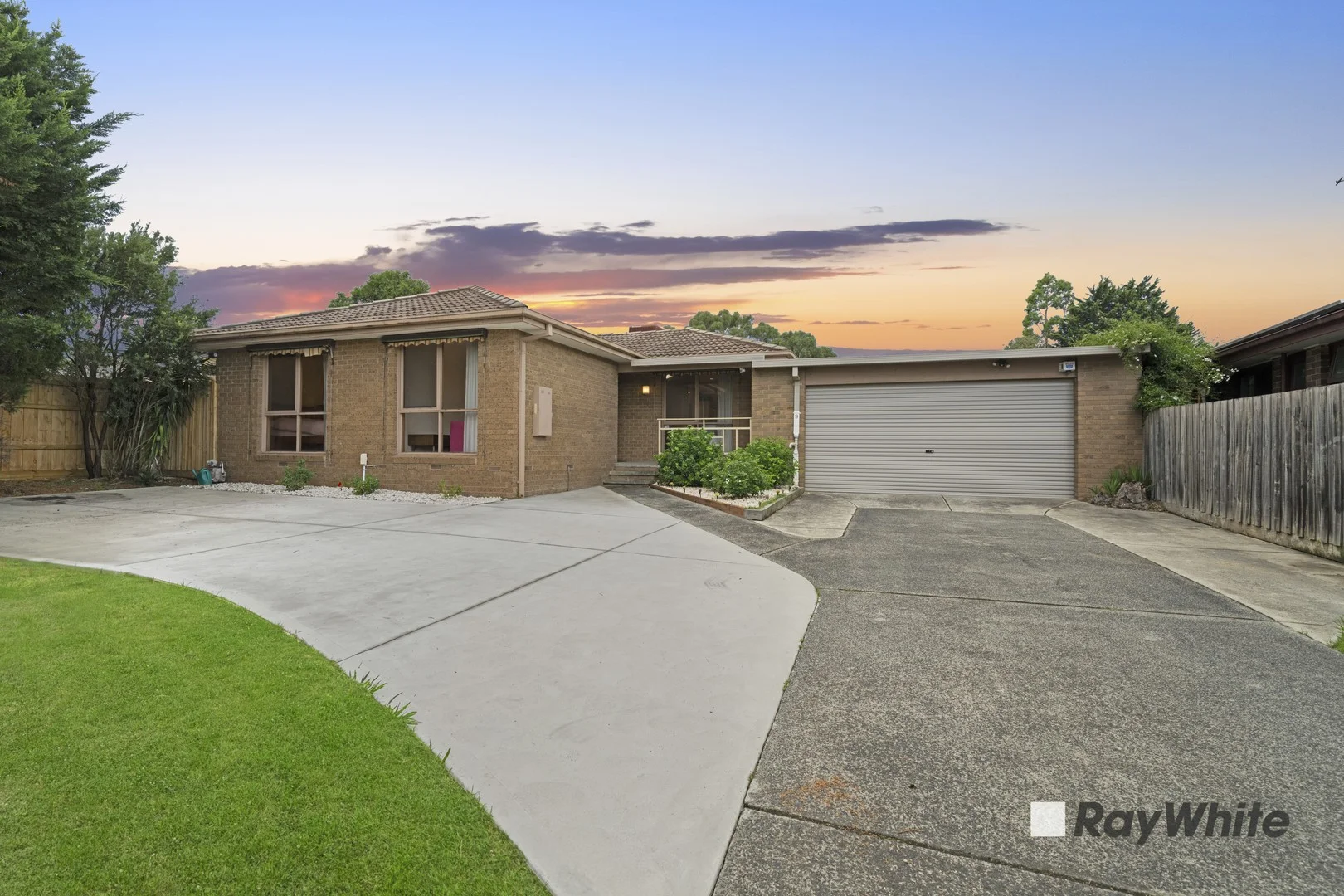 9 Parklea Close, Narre Warren VIC 3805