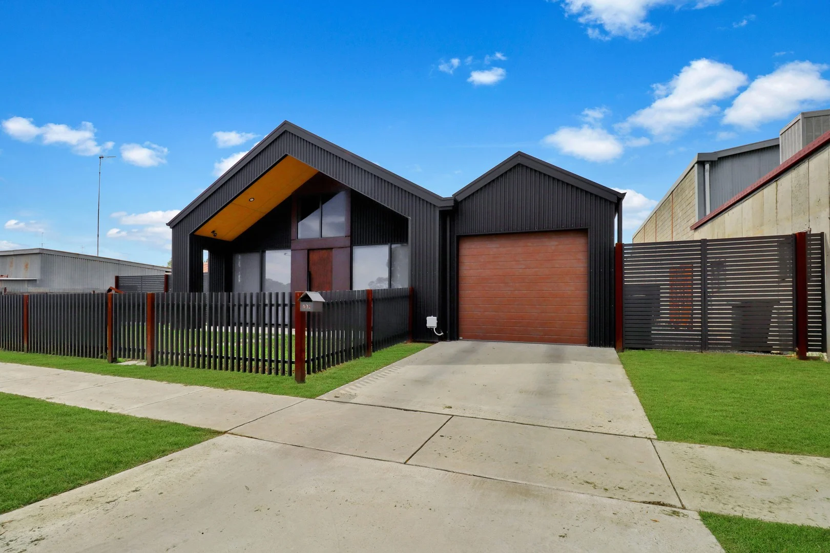 401 Whitelock Street, Deniliquin NSW 2710