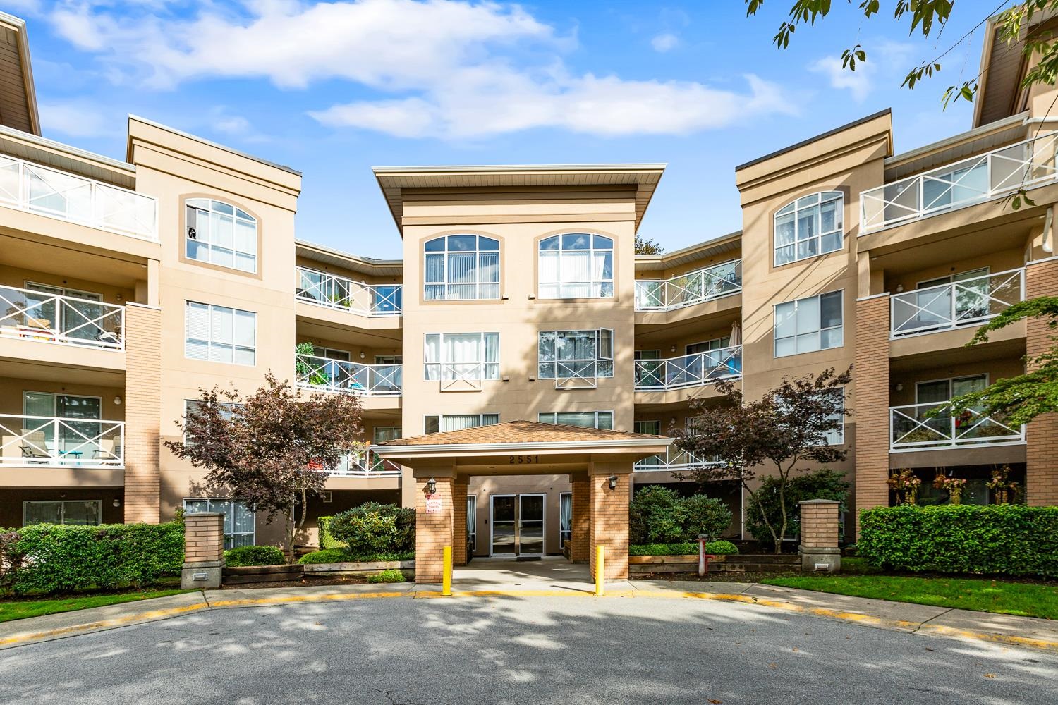227-2551 Parkview Lane, Port Coquitlam, BC, V3C 6J8