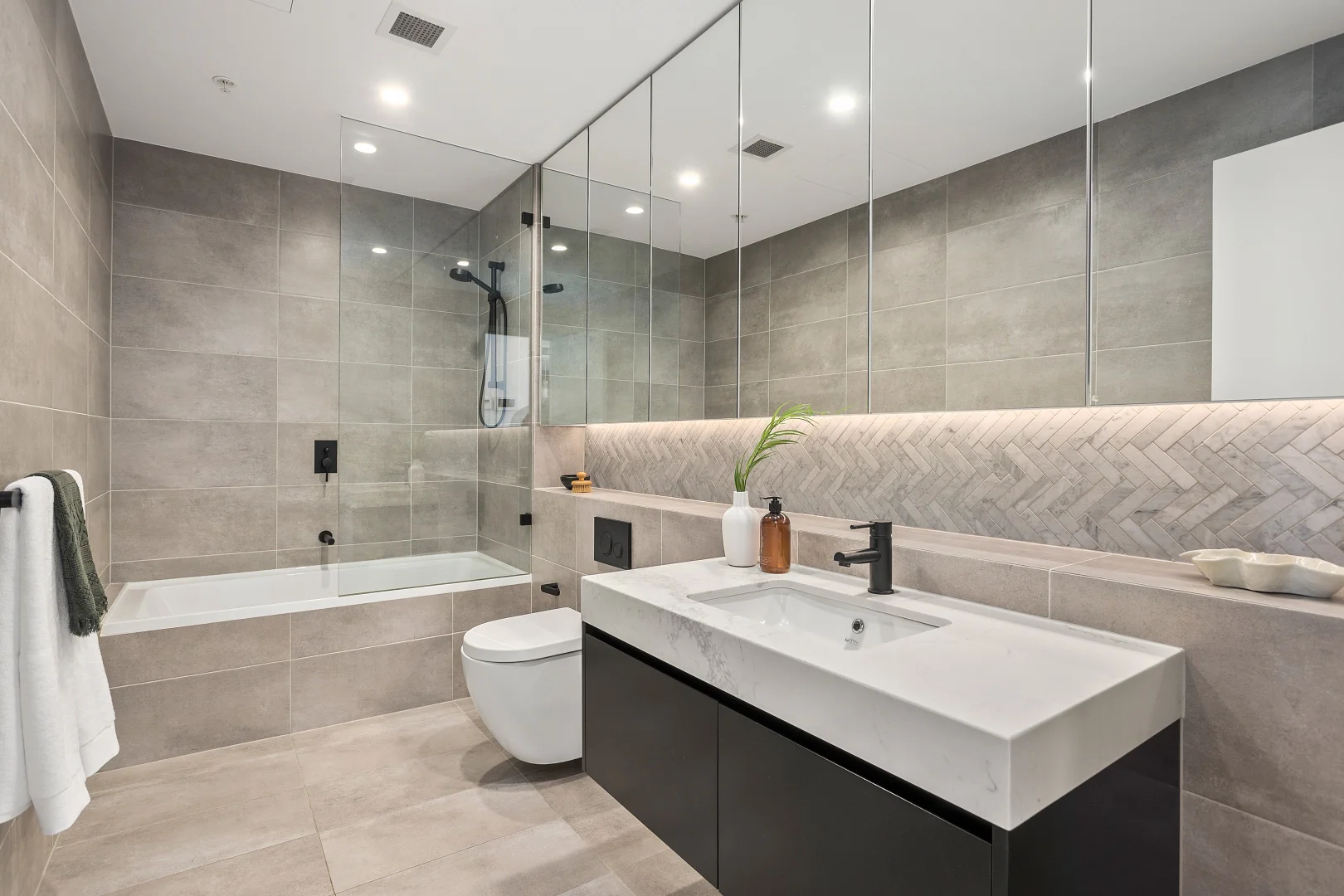 Additional image 8 of 1504/3 Rawson Street, Wollongong NSW 2500
