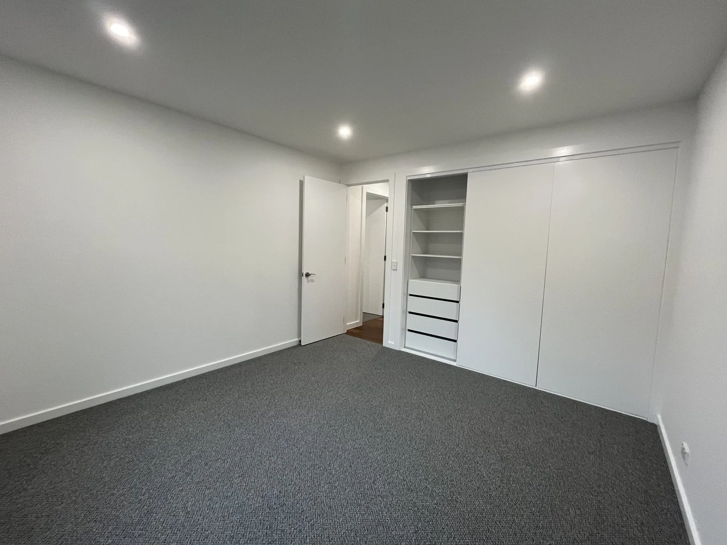 Additional image 12 of 2/21 Warrington Crescent, Wattle Glen VIC 3096