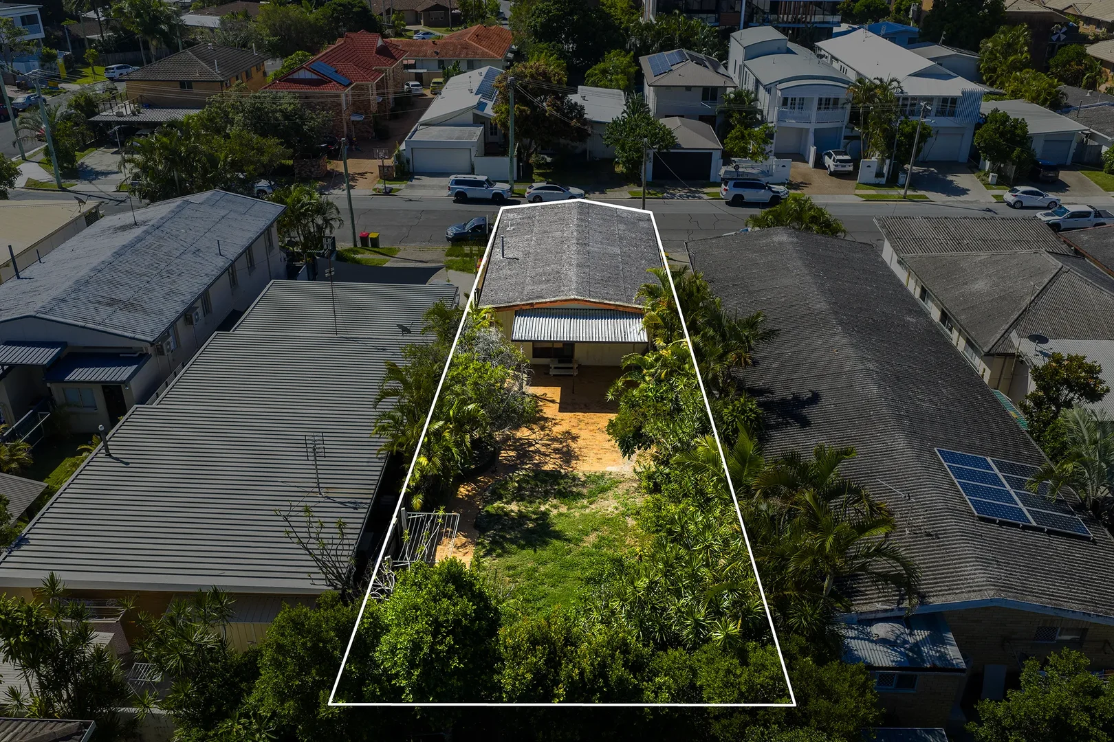Additional image 15 of 24 Twenty Seventh Avenue, Palm Beach QLD 4221