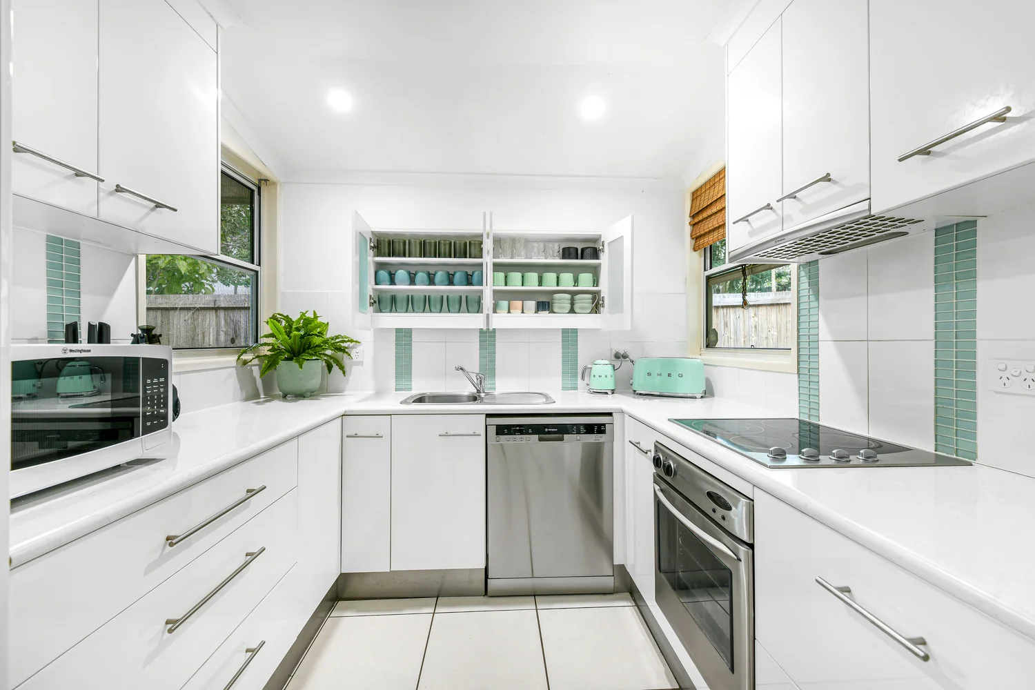 Additional image 2 of 1/5 GAMBAN Esplanade, Currimundi QLD 4551