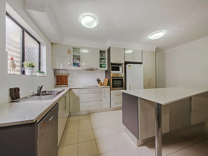Additional image 5 of 2/41 Kirkland Avenue, Coorparoo QLD 4151