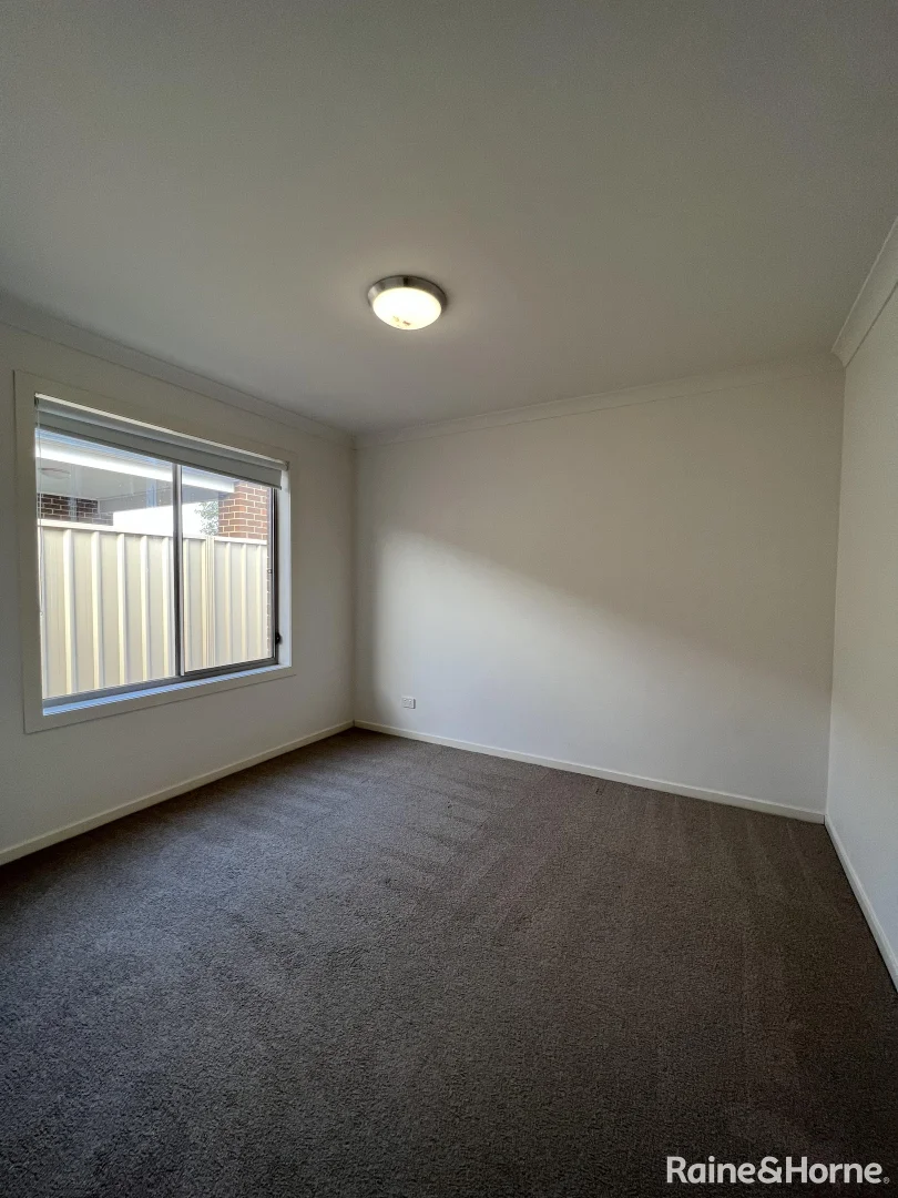 Additional image 10 of 5 Olympic Way, Munno Para West SA 5115