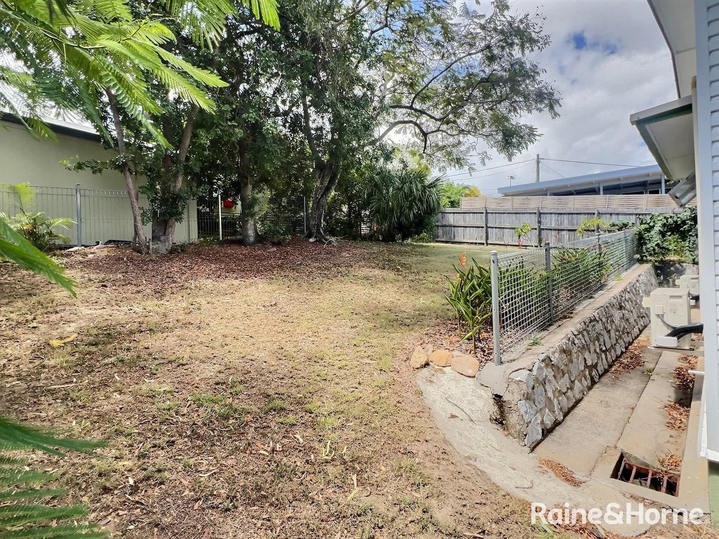 Additional image 13 of 32 Higgins Street, West Gladstone QLD 4680