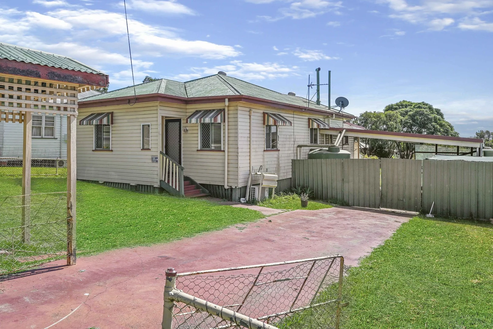 11 Fanny Street, Newtown QLD 4350