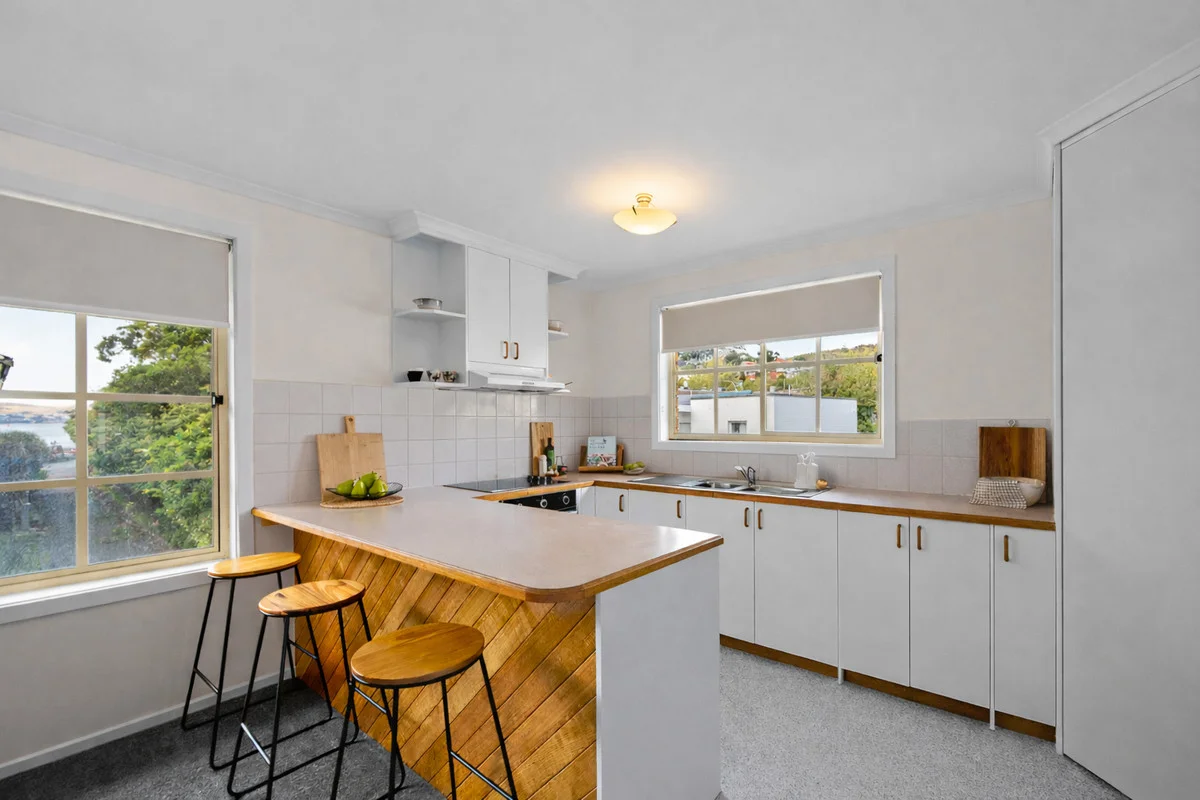 4/9 Long Point Road, Sandy Bay TAS 7005 photo 5