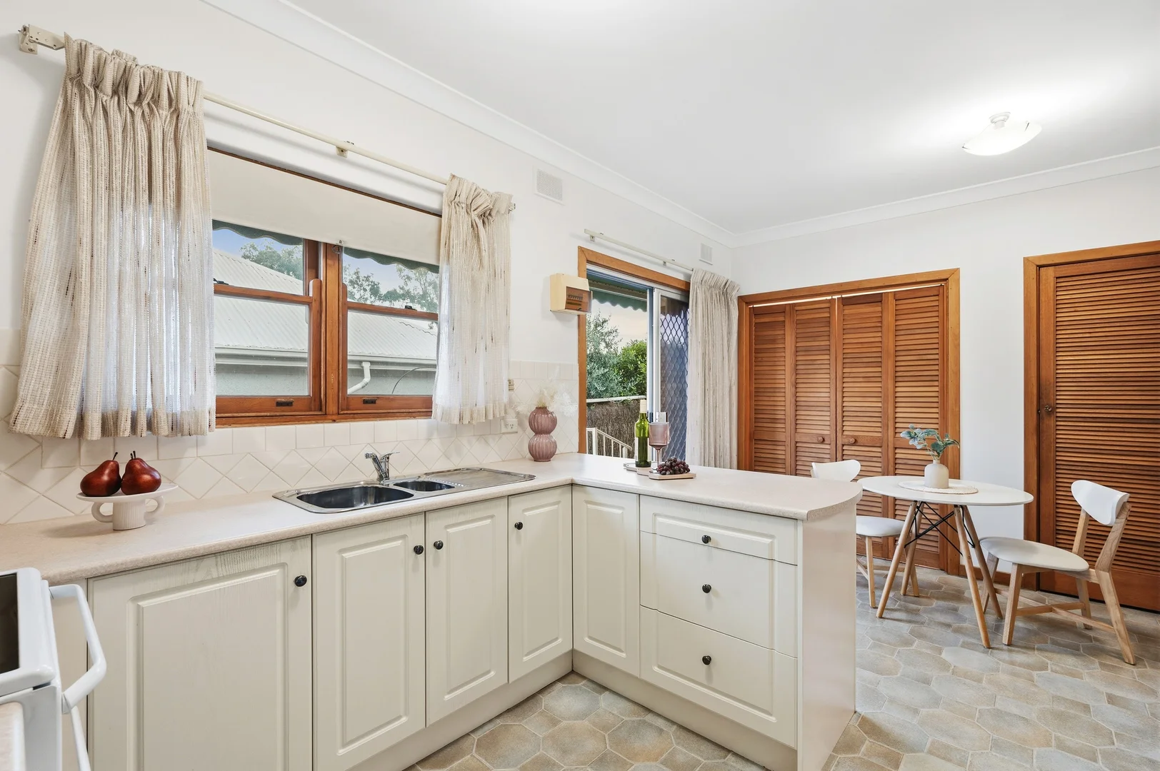 Additional image 7 of 2/56 Brigalow Ave, Kensington Gardens SA 5068