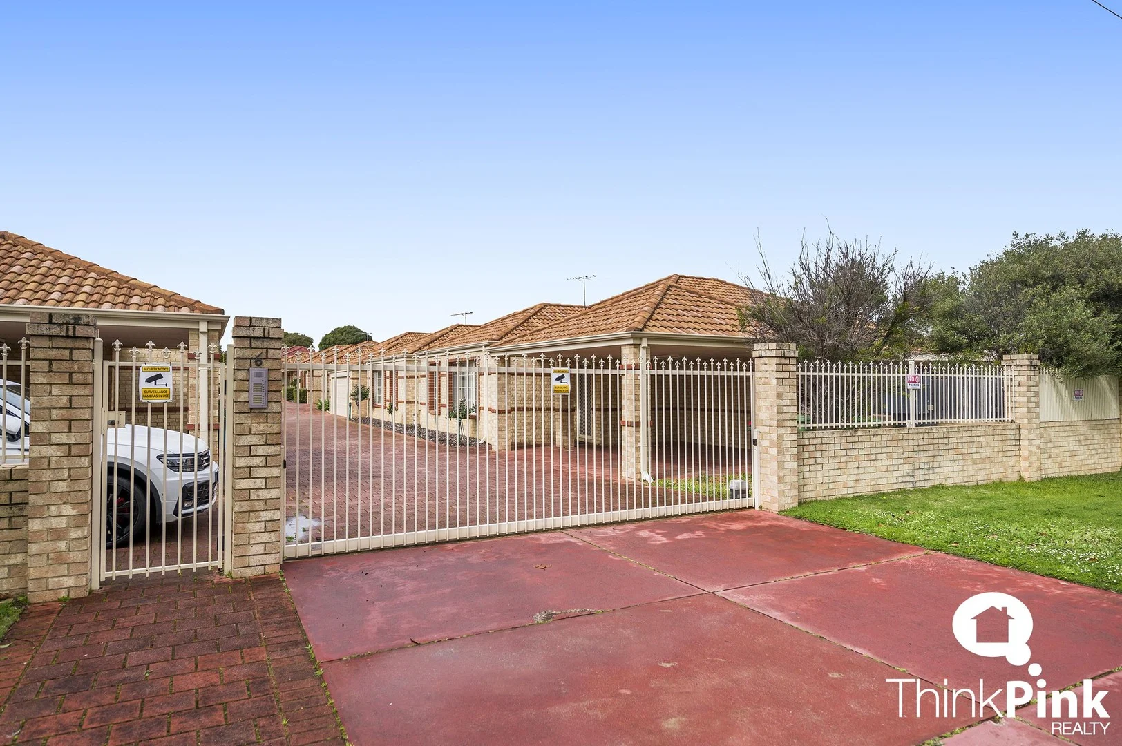 5/6 Beverley Road, Cloverdale WA 6105