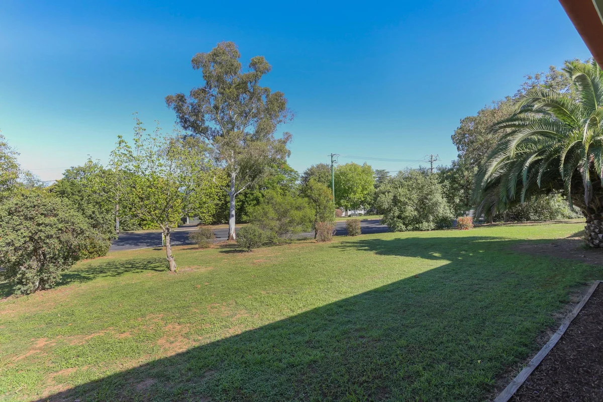 Additional image 19 of 1 Berallah Place, Cowra NSW 2794
