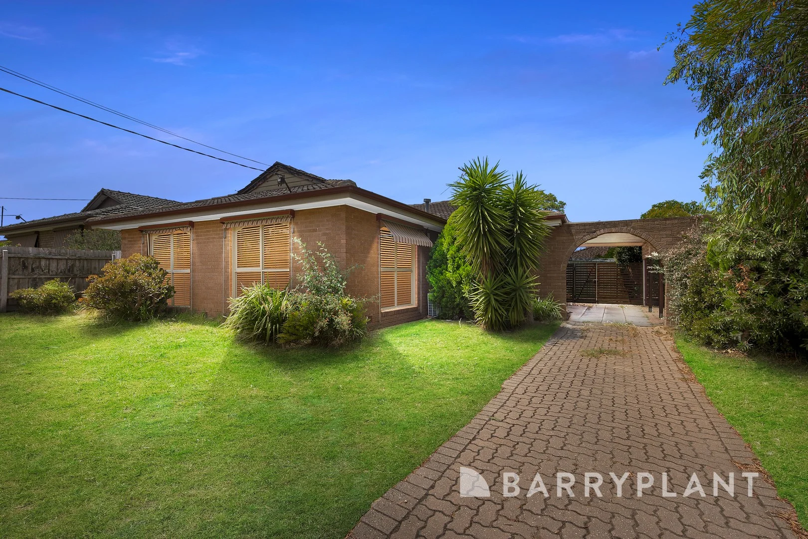 4 Selsey Court, St Albans VIC 3021