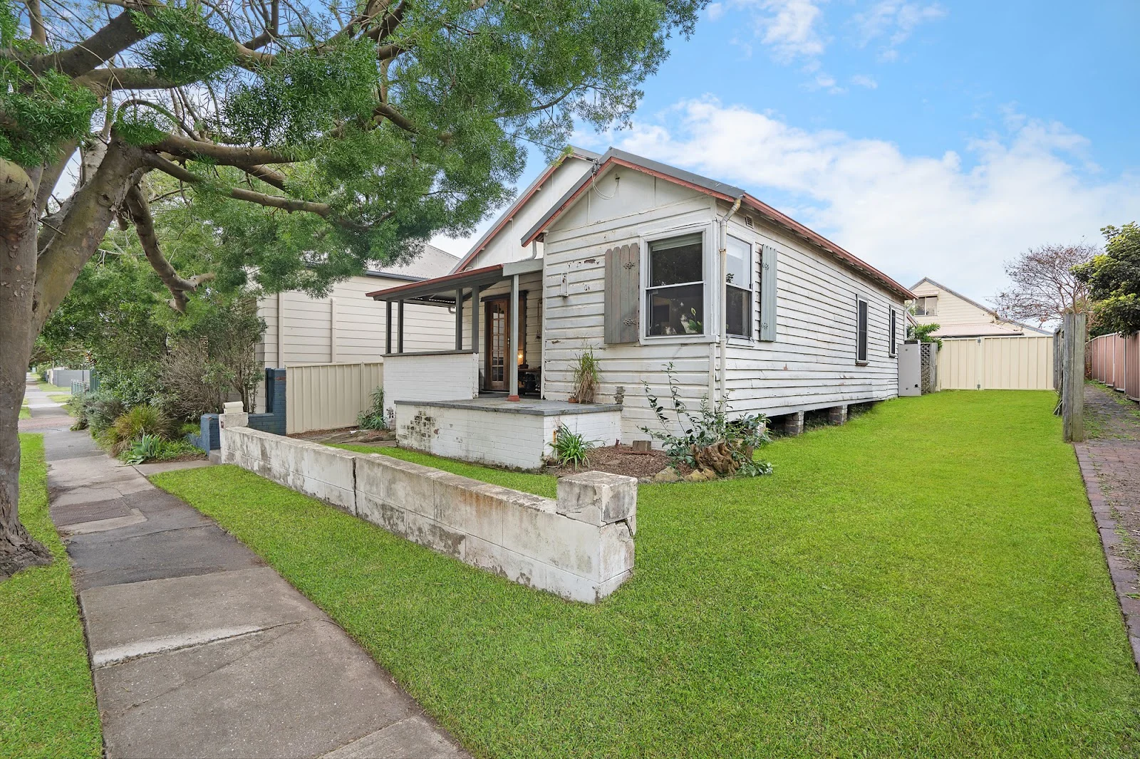 116 Douglas Street, Stockton NSW 2295