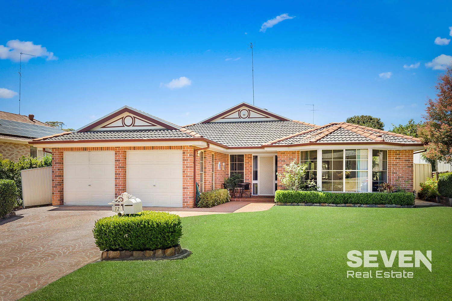 12 Freesia Place, Glenmore Park NSW 2745