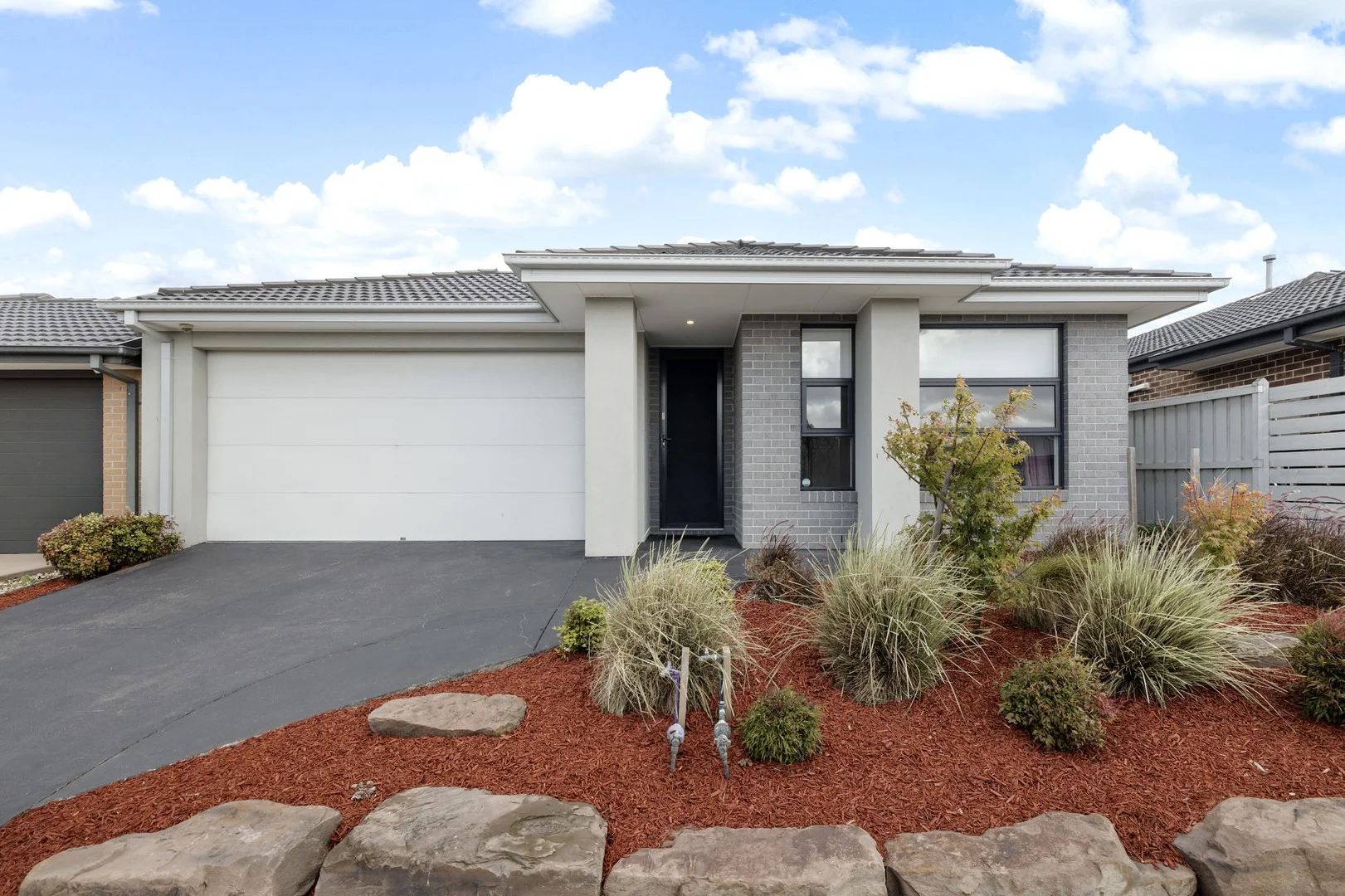 11 Ayredale Street, Clyde VIC 3978